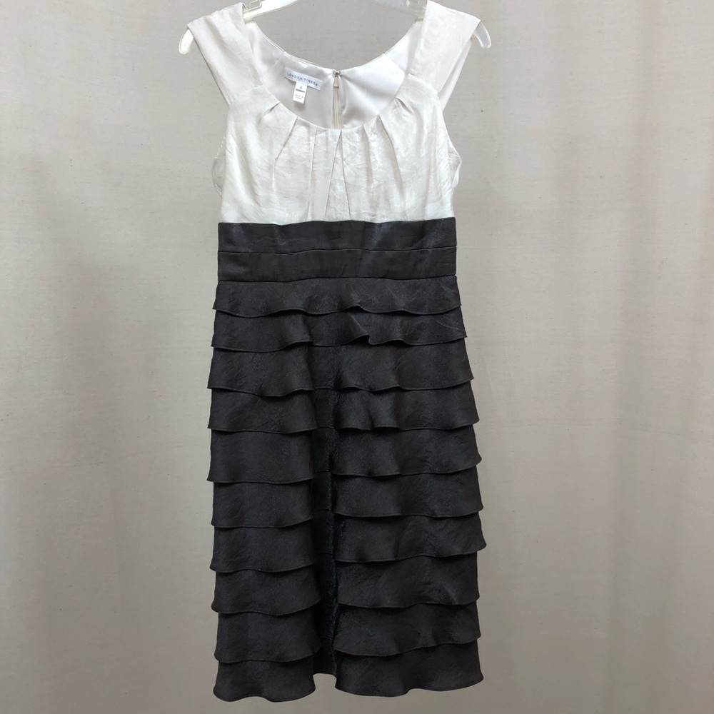 London Times Vintage Y2K Tier Ruffled Cocktail Dress